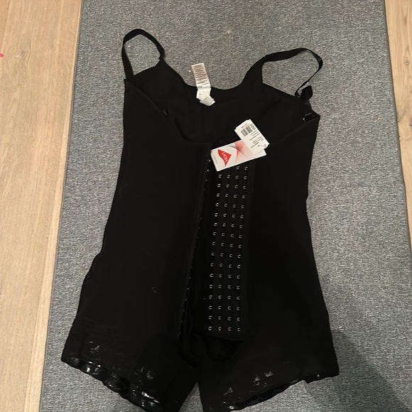 COPY - Faja - Picture 3 of 3